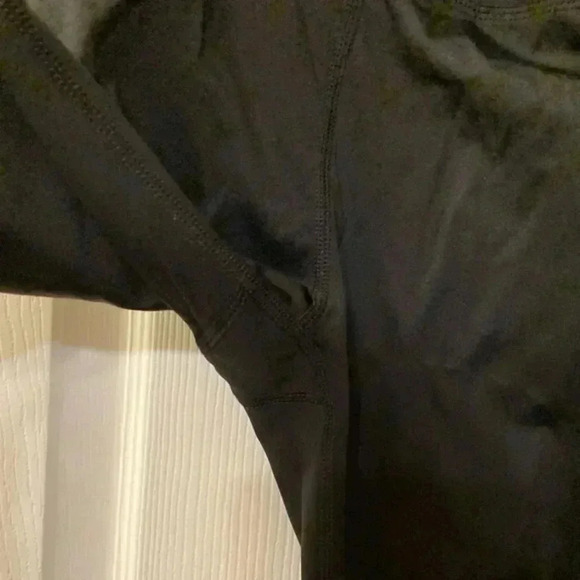 ZYIA cropped leggings - Picture 3 of 5